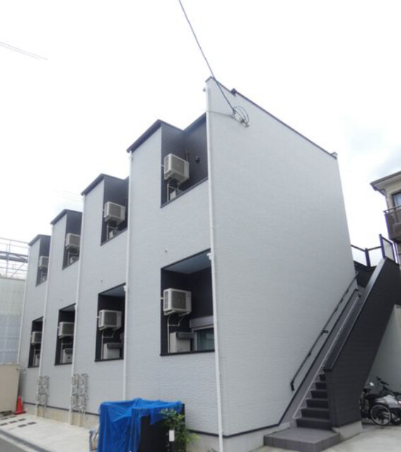8371396/外観1
